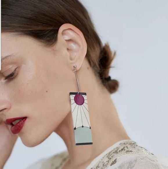 Demon Slayer Earrings (Tanjiro Kamado Hanafuda) - Picture 2 of 6